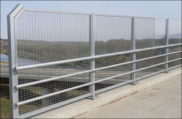 Anti vandalism road safety fence with metal railings